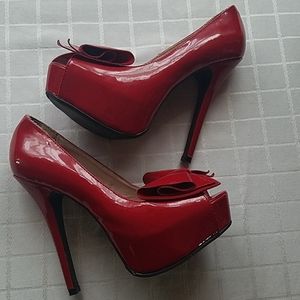 Olsenboye heels size 7 1/2